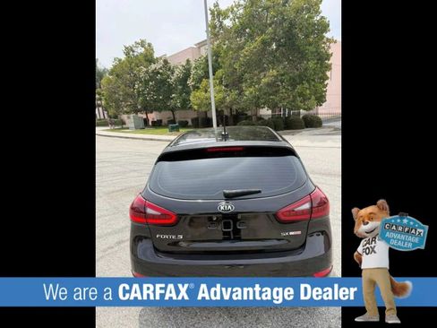 Used 2017 Kia Forte SX FWD image 6