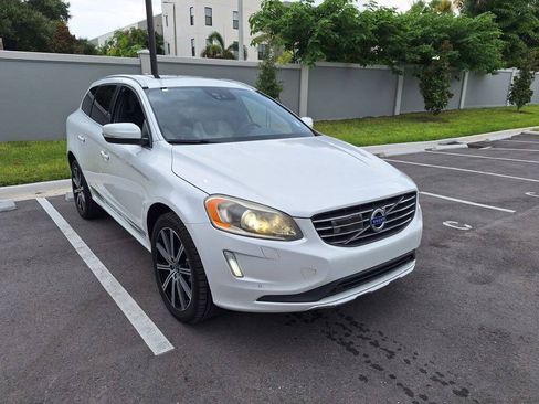 Used 2015 Volvo XC60 T6 Platinum FWD image 4