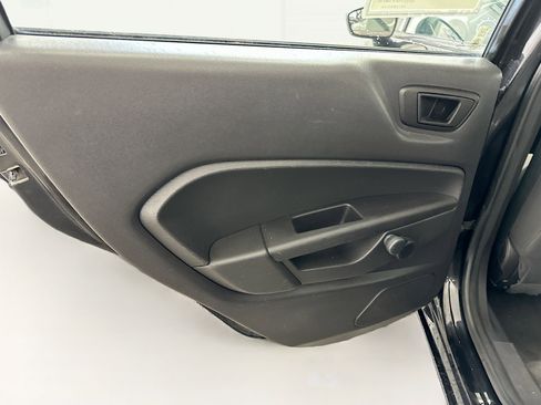 Used 2015 Ford Fiesta S image 25