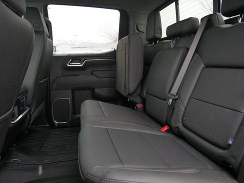 New 2026 GMC Sierra 1500 SLT w/ SLT Premium Plus Package image 5