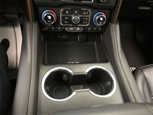 Used 2023 Chevrolet Tahoe High Country w/ Premium Package 2 image 11