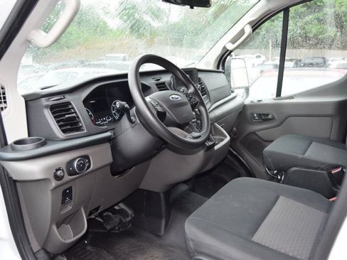 Used 2025 Ford Transit 250 Low Roof w/ Exterior Upgrade Package RWD image 3