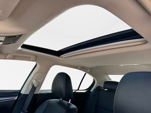 Used 2018 Lexus GS 350 image 25