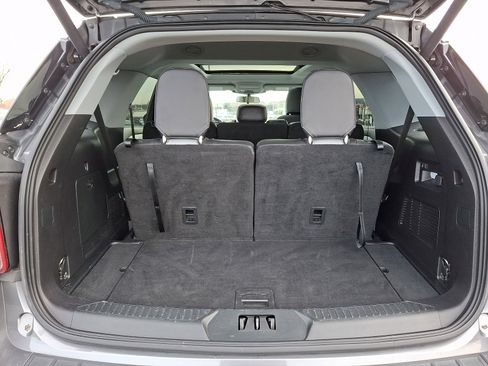 Used 2021 Ford Explorer XLT w/ Equipment Group 202A image 30