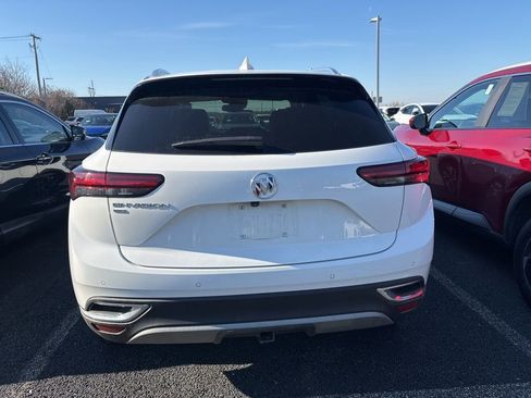 Used 2022 Buick Envision Essence w/ Technology Package I image 4