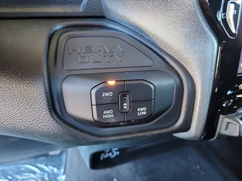 New 2025 RAM 2500 Tradesman image 33