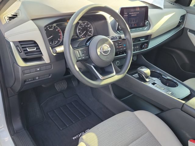 Used 2023 Nissan Rogue SV FWD image 15