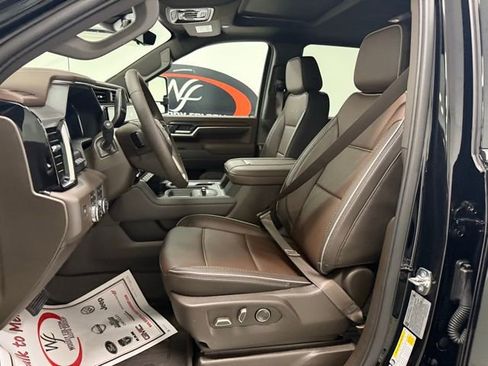 New 2025 GMC Sierra 2500 Denali w/ Denali Reserve Package image 12