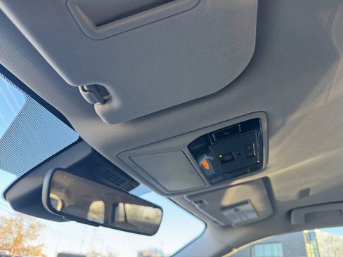 Used 2024 Toyota Grand Highlander XLE image 25