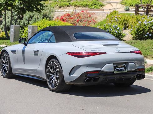 Used 2022 Mercedes-Benz SL 55 AMG 4MATIC image 12