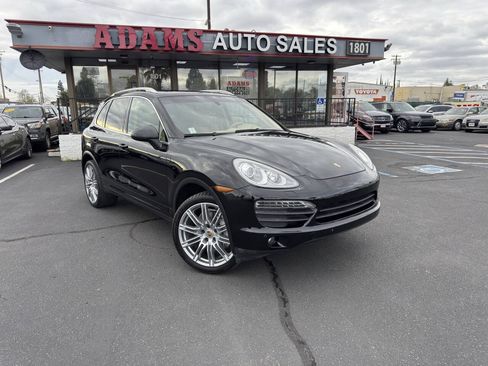 Used 2014 Porsche Cayenne S AWD/4WD image 1