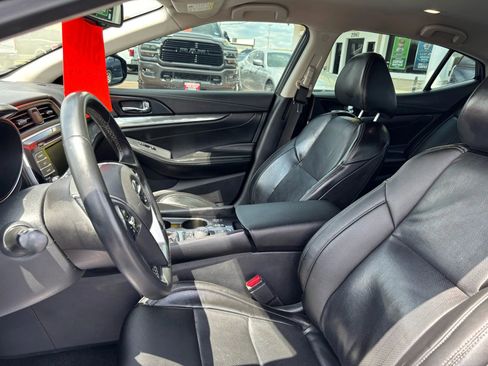 Used 2020 Nissan Maxima 3.5 SV w/ Floor Mat Group image 5