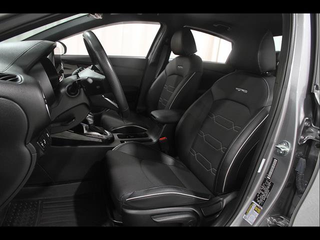 Used 2024 Kia Forte GT-Line FWD image 5