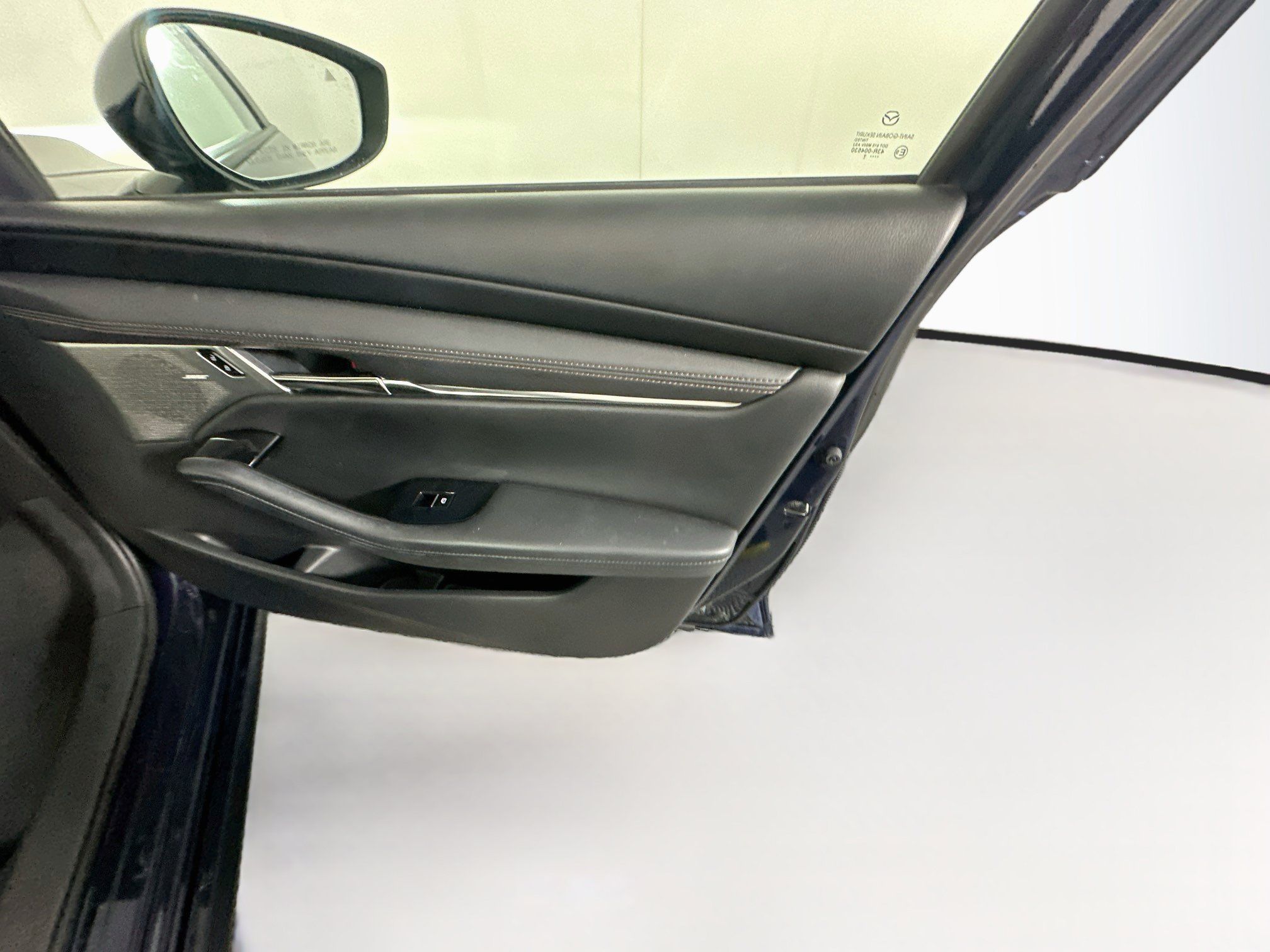 Used 2019 MAZDA MAZDA3 Sedan w/ Preferred Package FWD image 31