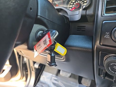 Used 2016 Ford F150 XLT w/ Equipment Group 302A Luxury image 27