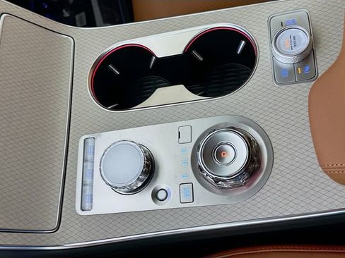 New 2026 Genesis GV80 2.5T Advanced image 15