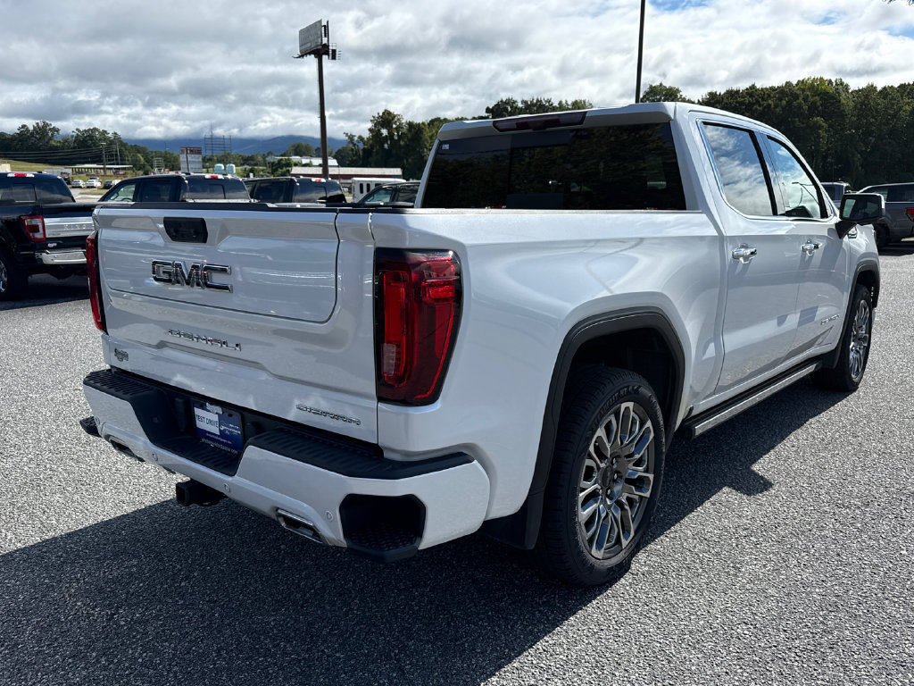 Used 2024 GMC Sierra 1500 Denali Ultimate AWD/4WD image 7