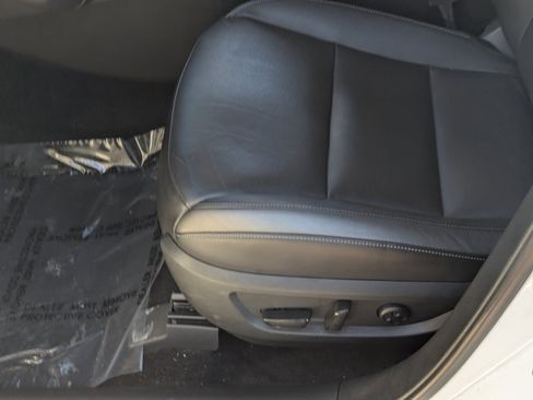 Certified 2024 INFINITI QX50 Luxe image 29