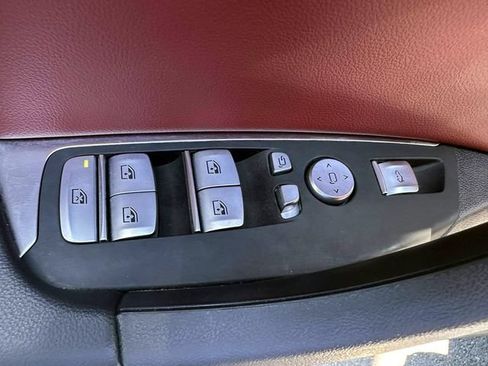 Used 2023 BMW X3 xDrive30i w/ Premium Package AWD/4WD image 19