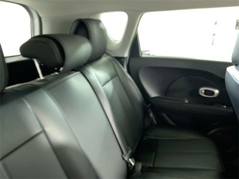 Used 2017 Kia Soul image 14