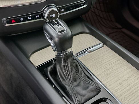 Used 2021 Volvo XC60 T5 Inscription image 25