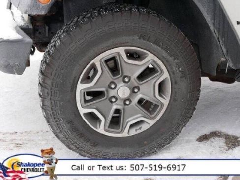 Used 2010 Jeep Wrangler Unlimited Rubicon image 6