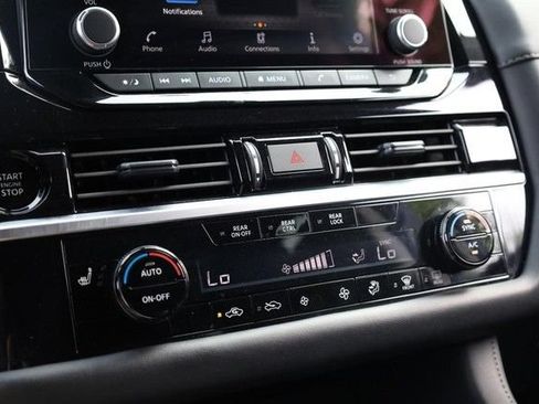 Certified 2025 Nissan Pathfinder SV AWD/4WD image 15
