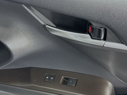 Used 2023 Toyota Camry LE image 28