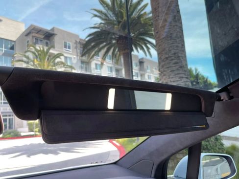 Used 2018 Tesla Model X 100D image 58