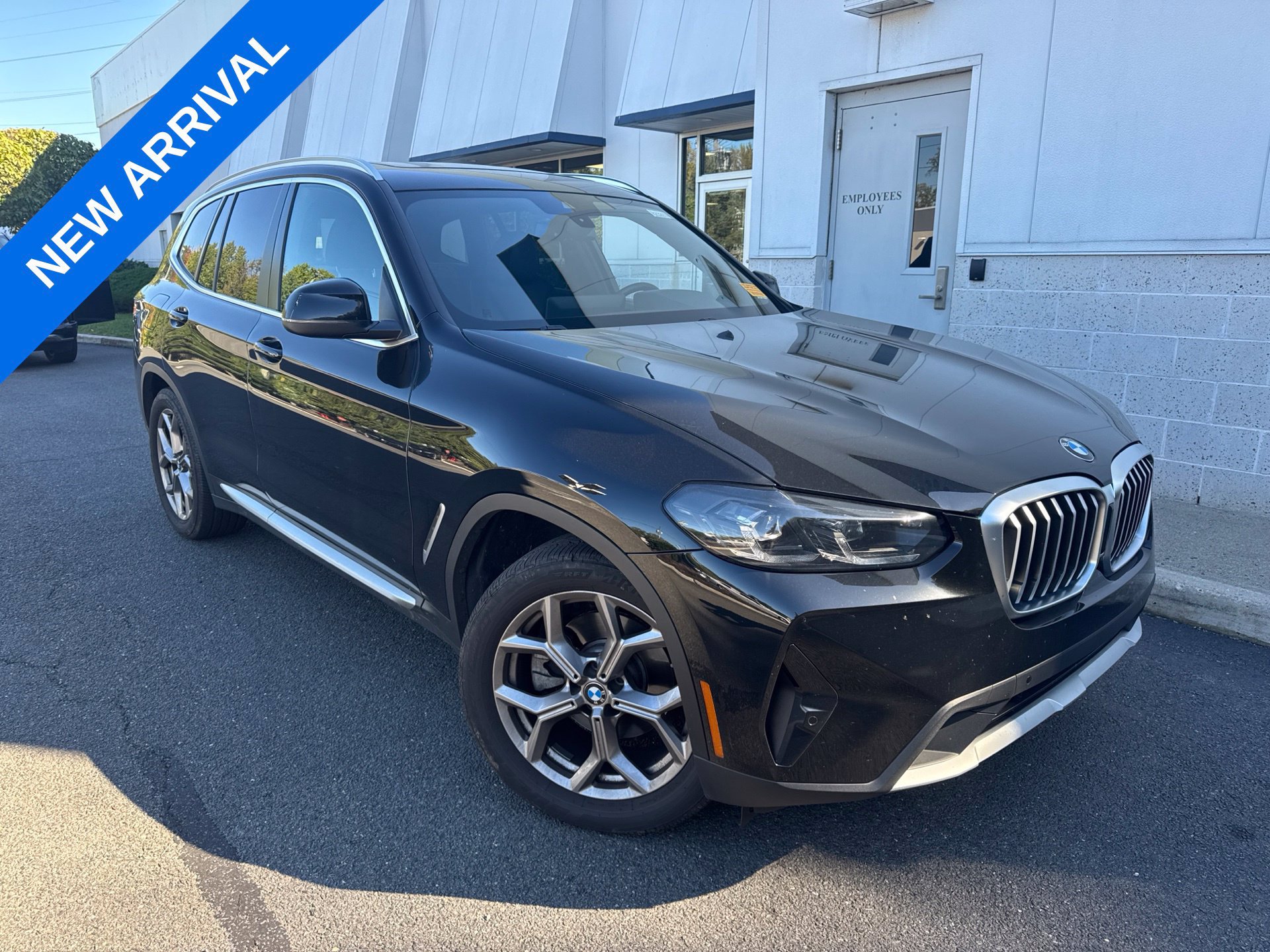 Used 2022 BMW X3 xDrive30i w/ Premium Package 2 AWD/4WD image 1