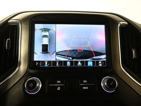 Used 2022 GMC Sierra 2500 Denali w/ Denali Black Diamond Edition AWD/4WD image 30