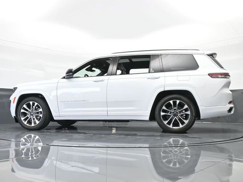 Used 2024 Jeep Grand Cherokee L Overland image 49