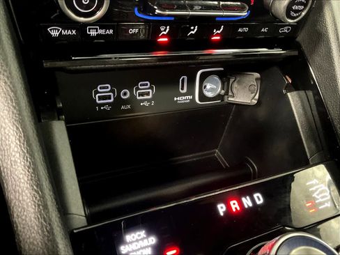 Used 2022 Jeep Grand Cherokee Summit image 27