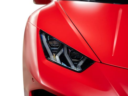 Used 2018 Lamborghini Huracan LP 580-2 image 9