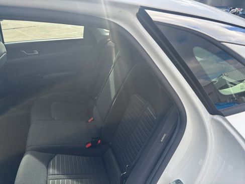 Used 2025 Kia K5 LXS image 24