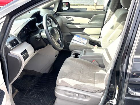Used 2013 Honda Odyssey EX image 16