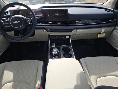 New 2026 Kia Carnival SX FWD image 13