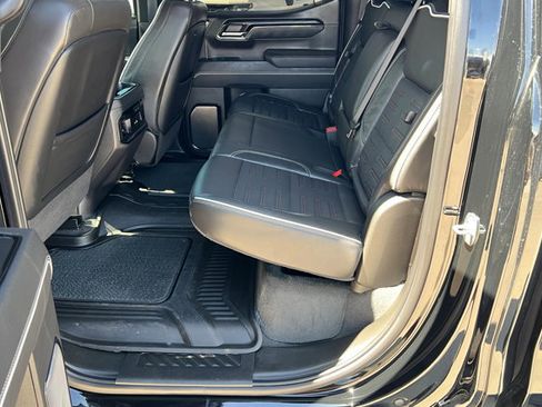 Used 2024 GMC Sierra 1500 AT4X image 21