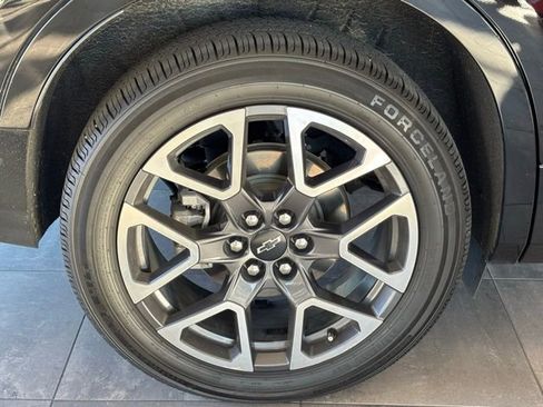 Used 2023 Chevrolet Blazer RS w/ Enhanced Convenience Package image 39