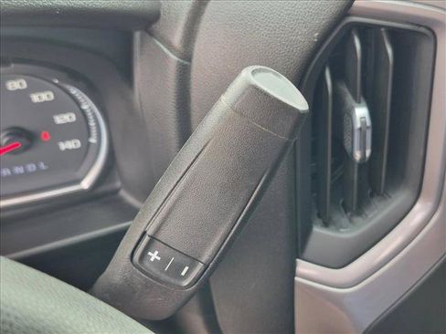 Used 2022 Chevrolet Silverado 1500 Custom Trail Boss w/ Safety Confidence Package AWD/4WD image 11