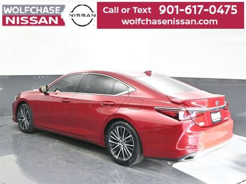 Used 2023 Lexus ES 350 w/ Premium Package image 3