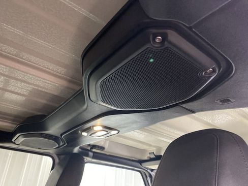 Used 2021 Jeep Wrangler Unlimited Sport image 16