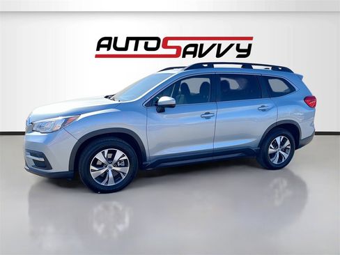 Used 2020 Subaru Ascent Premium w/ Convenience Package image 3
