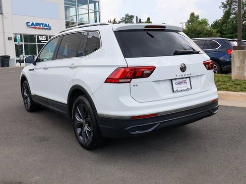 Used 2022 Volkswagen Tiguan SE image 16