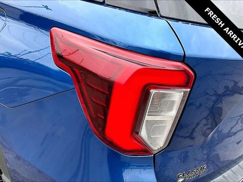 Used 2022 Ford Explorer ST-Line w/ Class IV Trailer Tow Package image 21