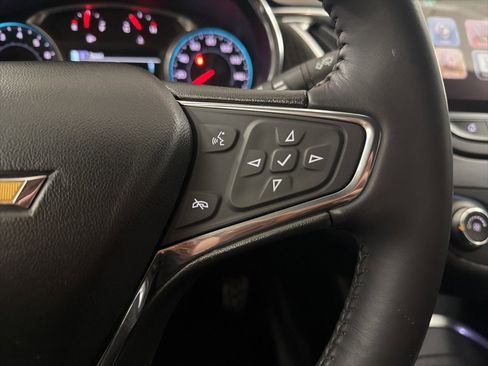 Used 2016 Chevrolet Malibu LT image 22