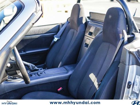 Used 2015 MAZDA MX-5 Miata Grand Touring w/ Premium Package RWD image 24