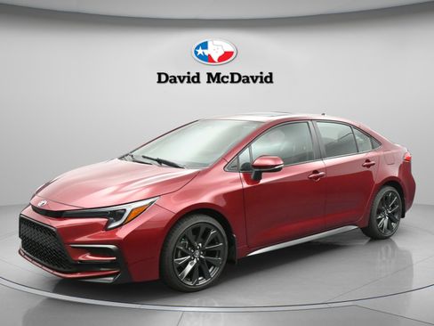 Used 2024 Toyota Corolla SE w/ SE Premium Package FWD image 1