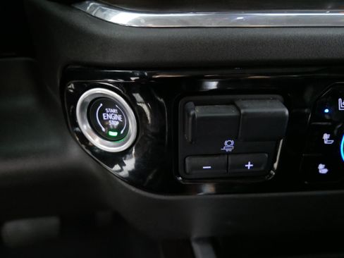 Used 2023 GMC Sierra 1500 SLT w/ SLT Premium Package AWD/4WD image 29