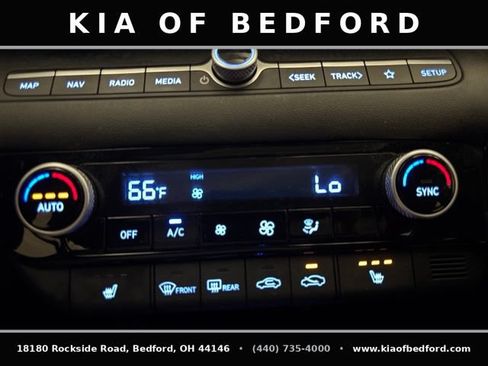Used 2025 Hyundai Elantra SEL FWD image 22
